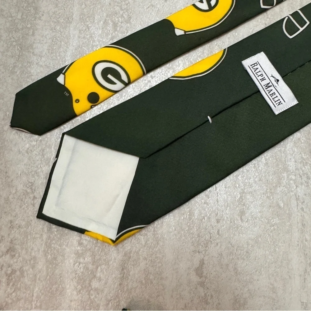 Vintage Green Bay Packers tie by Ralph Marlin & Co
